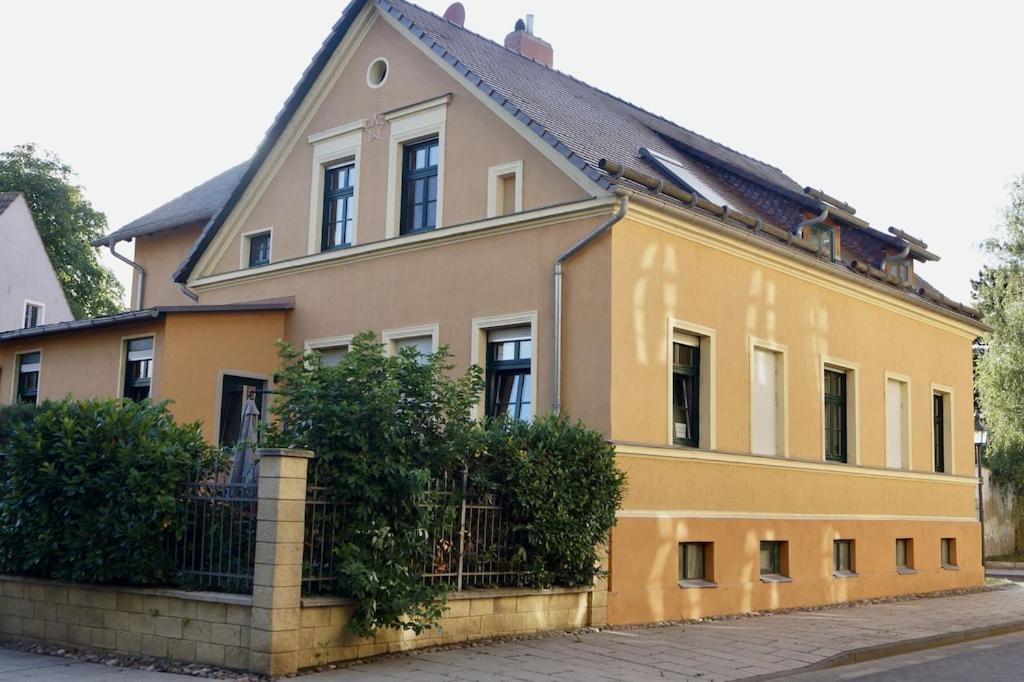 "Ferienwohnung Am Schloss" - Ferienwohnung Mit Blick Auf Das Barbyer Schloss, 5 Gehminuten Bis Zur Elbe Exteriér fotografie