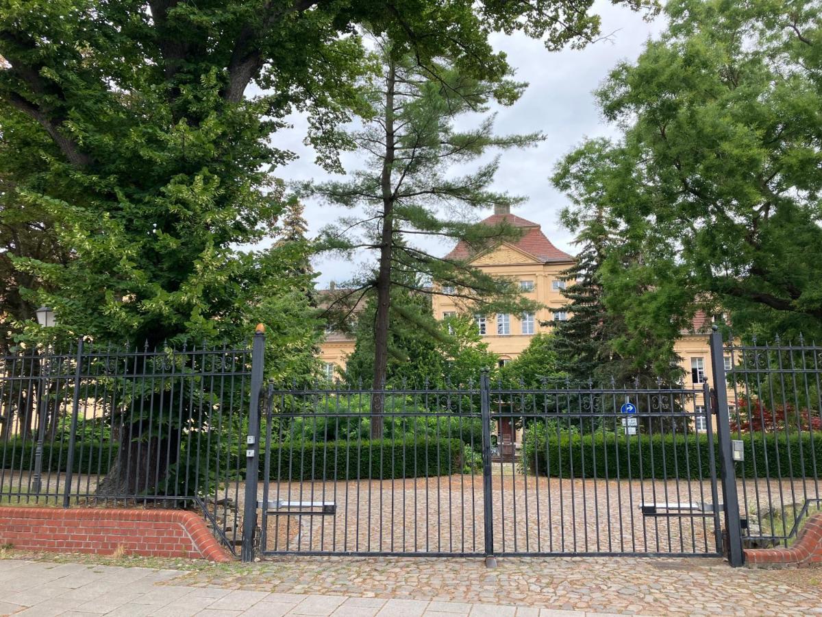 "Ferienwohnung Am Schloss" - Ferienwohnung Mit Blick Auf Das Barbyer Schloss, 5 Gehminuten Bis Zur Elbe Exteriér fotografie